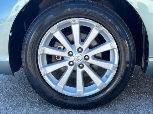 Used 2009 Toyota Venza Wagon 4D image 10