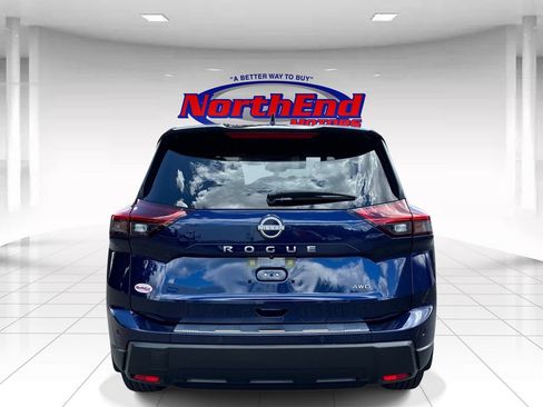 Used 2025 Nissan Rogue SV AWD/4WD image 6