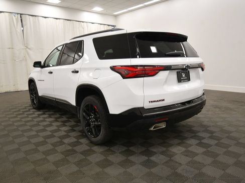 Used 2023 Chevrolet Traverse Premier w/ Redline Edition AWD/4WD image 5