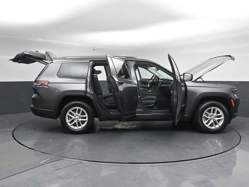 Used 2023 Jeep Grand Cherokee L Laredo w/ Luxury Tech Group I image 59