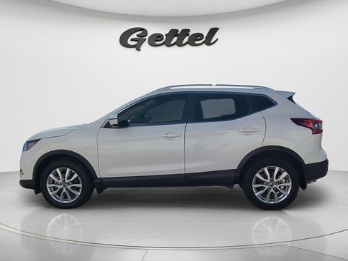 Certified 2021 Nissan Rogue Sport SV FWD image 8