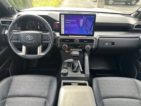 Certified 2026 Toyota 4Runner TRD Off-Road Premium AWD/4WD image 24