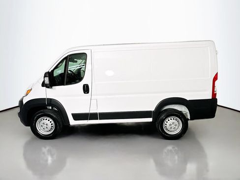 New 2026 RAM ProMaster 1500 w/ Storage Group FWD image 4