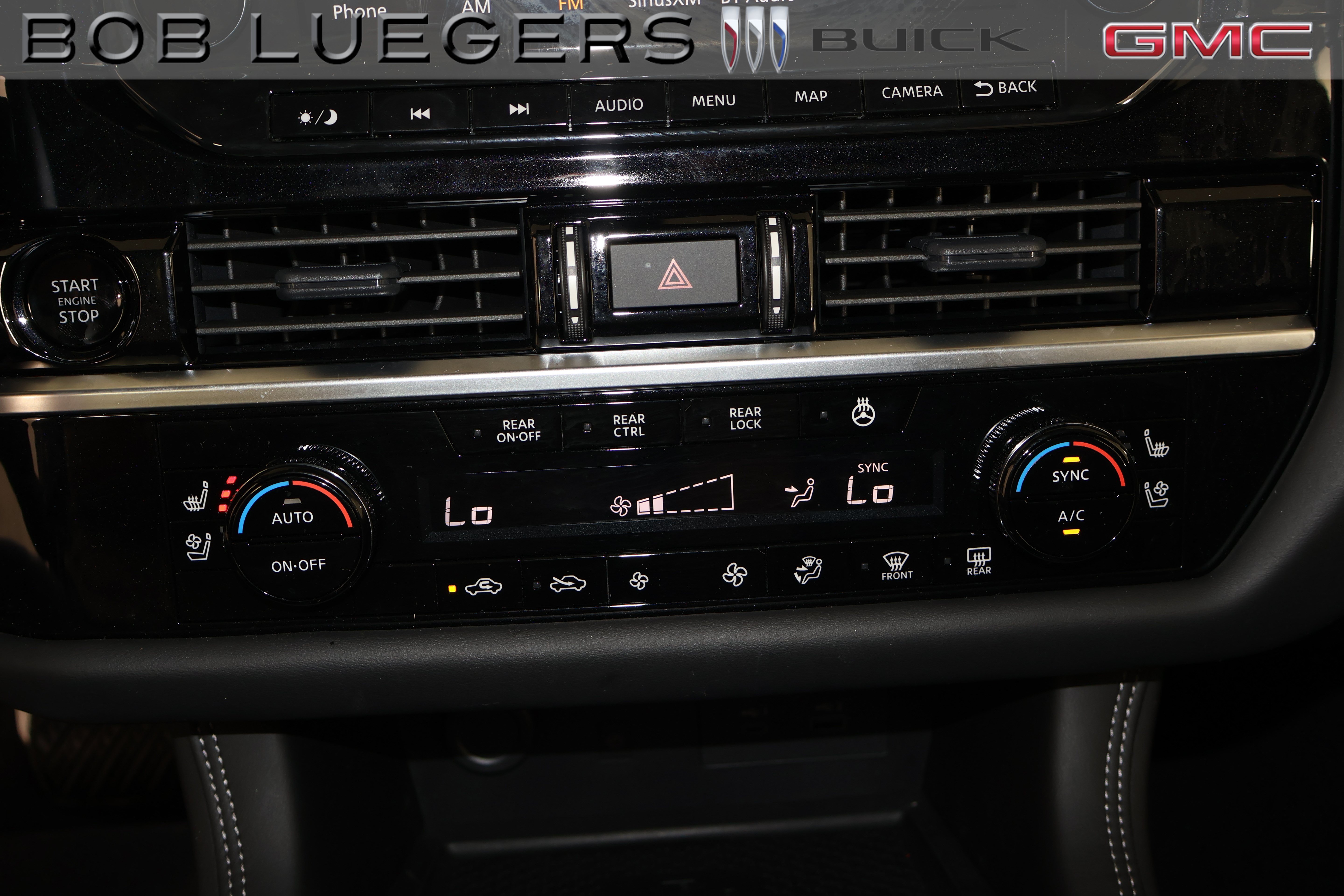 Used 2025 Nissan Pathfinder Platinum FWD image 25