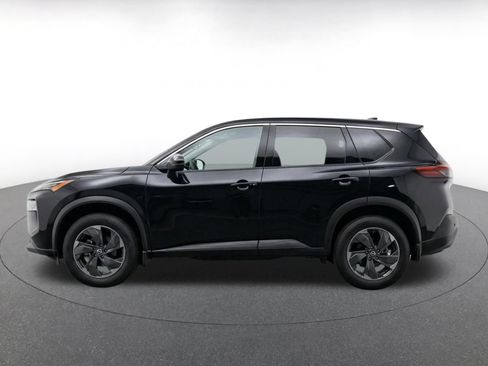 Used 2025 Nissan Rogue SV AWD/4WD image 4