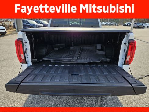 Used 2023 GMC Sierra 1500 AT4 w/ AT4 Preferred Package image 18