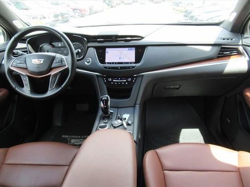 Used 2021 Cadillac XT5 Premium Luxury FWD image 13