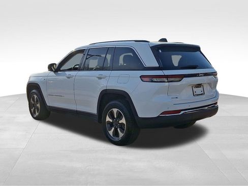 Used 2024 Jeep Grand Cherokee Limited 4xe AWD/4WD image 4