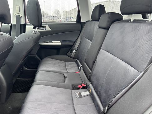 Used 2010 Subaru Forester 2.5X Premium image 20