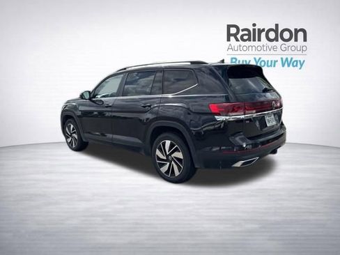 Used 2024 Volkswagen Atlas SE AWD/4WD image 5