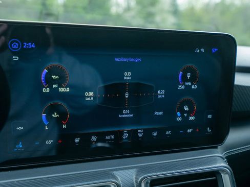 Used 2024 Ford Mustang GT Premium w/ GT Performance Package RWD image 30