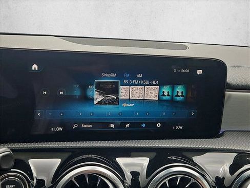 Used 2023 Mercedes-Benz CLA 250 image 12