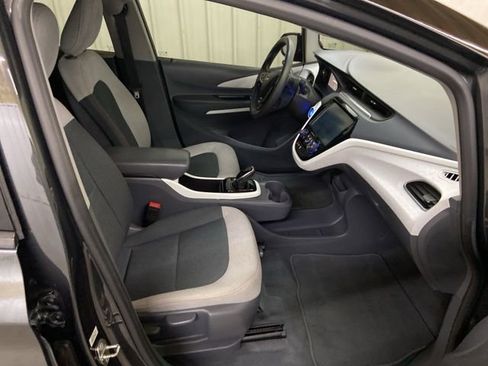 Used 2017 Chevrolet Bolt LT FWD image 22