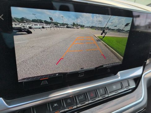 Used 2024 GMC Sierra 1500 SLT image 40