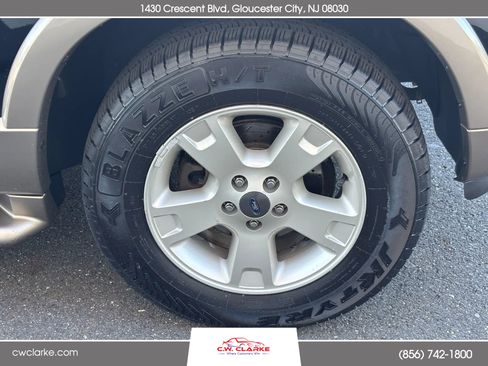 Used 2003 Ford Explorer Eddie Bauer image 26