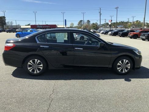 Used 2015 Honda Accord LX image 9