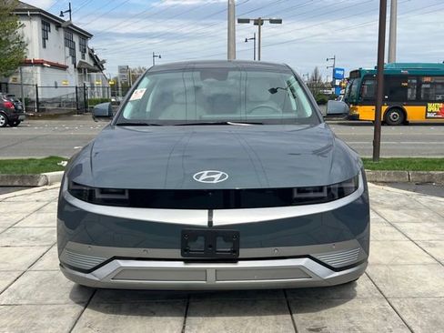 Used 2024 Hyundai Ioniq 5 Limited image 4