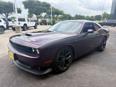 Used 2021 Dodge Challenger R/T w/ Blacktop Package RWD image 9