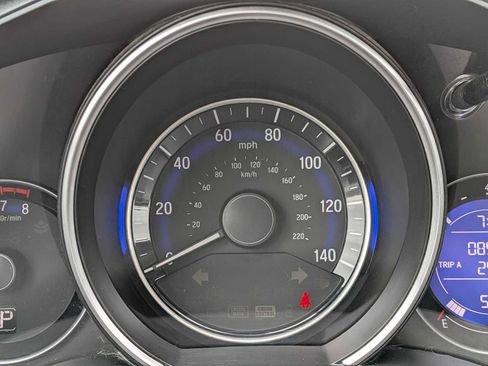 Used 2015 Honda Fit LX image 29