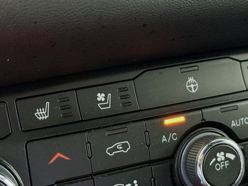 Used 2024 Dodge Durango R/T image 25