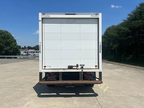 Used 2021 Ford F550 2WD Regular Cab Super Duty image 4