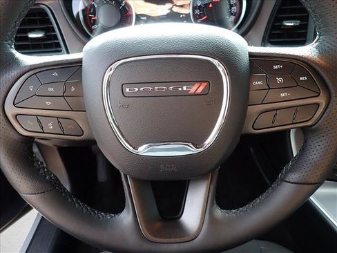 Used 2022 Dodge Challenger R/T Scat Pack RWD image 10