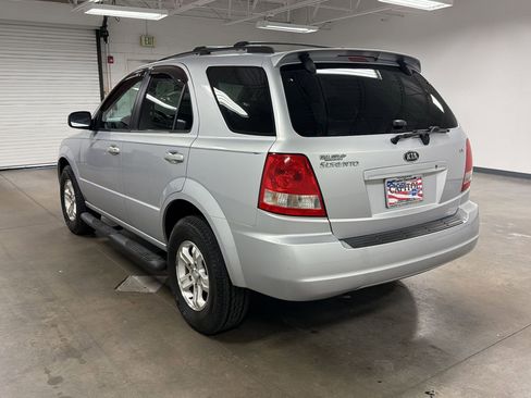 Used 2006 Kia Sorento 2WD image 3