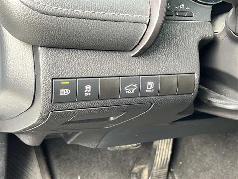 Used 2019 Toyota Camry XSE image 27