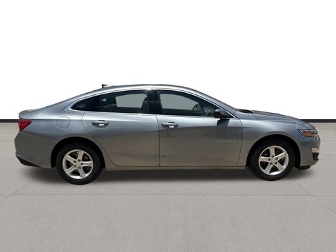 Used 2024 Chevrolet Malibu LS w/ Driver Confidence Package FWD image 4