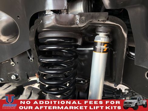 Used 2024 RAM 3500 Tradesman w/ Chrome Appearance Group AWD/4WD image 14
