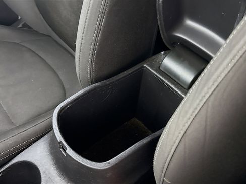 Used 2019 Kia Soul Base image 18