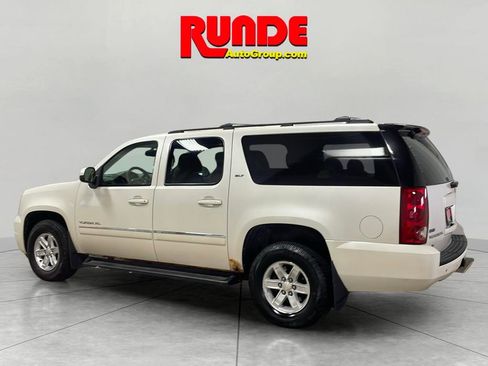 Used 2012 GMC Yukon XL SLT w/ SLT-2 Equipment Package image 3