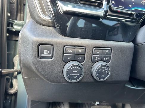 Used 2025 Chevrolet Silverado 1500 LTZ w/ LTZ Premium Package AWD/4WD image 22