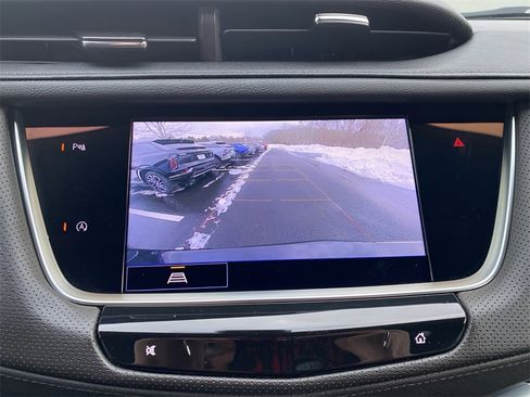 Used 2022 Cadillac XT5 Premium Luxury image 23