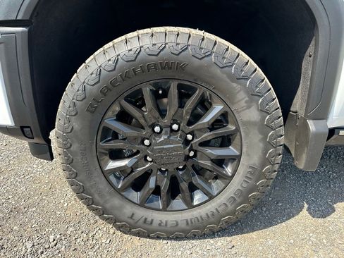 Used 2024 GMC Sierra 2500 Denali Ultimate AWD/4WD image 14