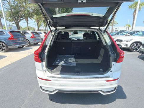 Certified 2024 Volvo XC60 B5 Core w/ Protection Package Premier AWD/4WD image 60