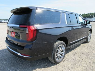 New 2026 GMC Yukon XL Elevation w/ Elevation Premium Package
