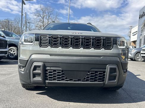 New 2026 Jeep Cherokee Overland AWD/4WD image 17