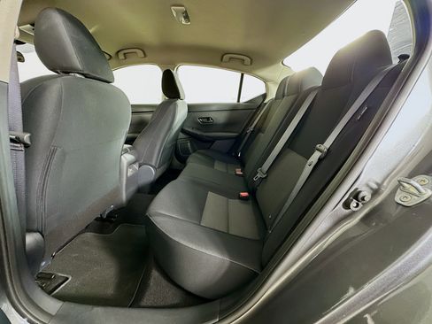 Used 2025 Nissan Sentra SV image 26