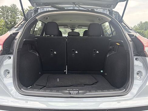 Certified 2024 Nissan Kicks SV FWD image 23