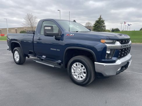 Used 2020 Chevrolet Silverado 3500 LT w/ Convenience Package AWD/4WD image 7