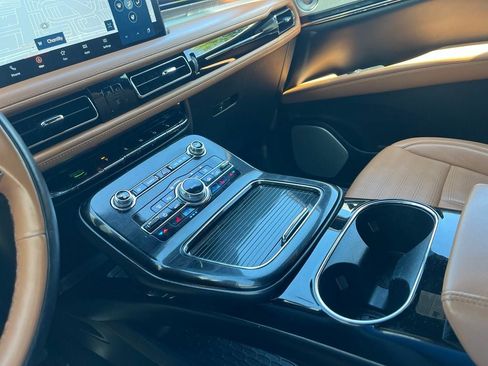 Certified 2022 Lincoln Nautilus Black Label AWD/4WD image 34