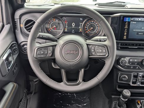 New 2025 Jeep Gladiator Sport image 21