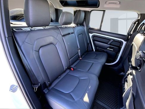 New 2025 Land Rover Defender 110 S image 10