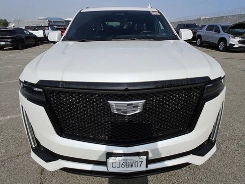 Used 2023 Cadillac Escalade Sport Platinum w/ LPO, ONYX Package AWD/4WD image 3