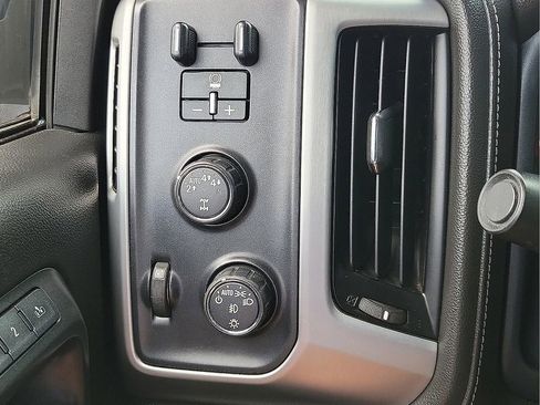 Used 2017 GMC Sierra 1500 SLT image 14