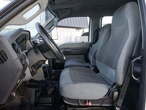 Used 2016 Ford F650 2WD Crew Cab Super Duty image 25