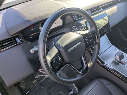 Used 2026 Land Rover Range Rover Velar S image 16