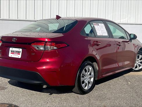 Used 2024 Toyota Corolla LE image 17