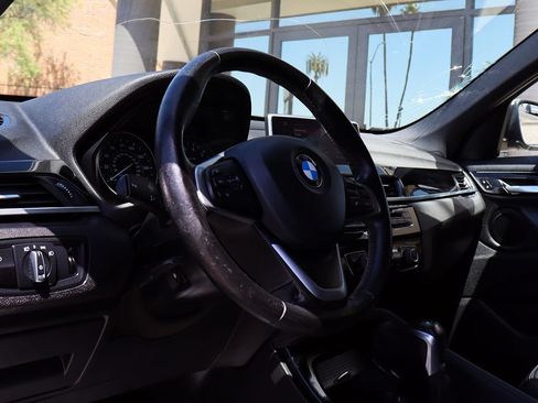 Used 2016 BMW X1 xDrive28i AWD/4WD image 40